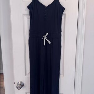Vuori Black Jumpsuit with Drawstring size M